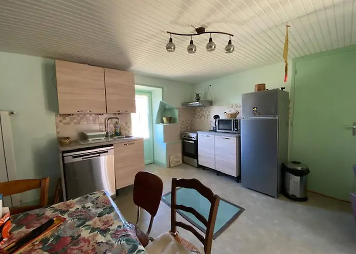 Maison De Famille A Soulier غرامات